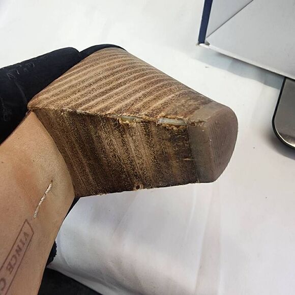 Vince Camuto Black Suede Ankle OpenToe Booties Size 8.5 - Picture 9 of 11